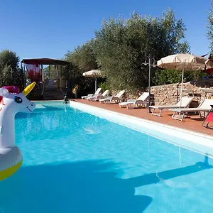 https://casa-del-lecceto.it-tuscanyhotel.com