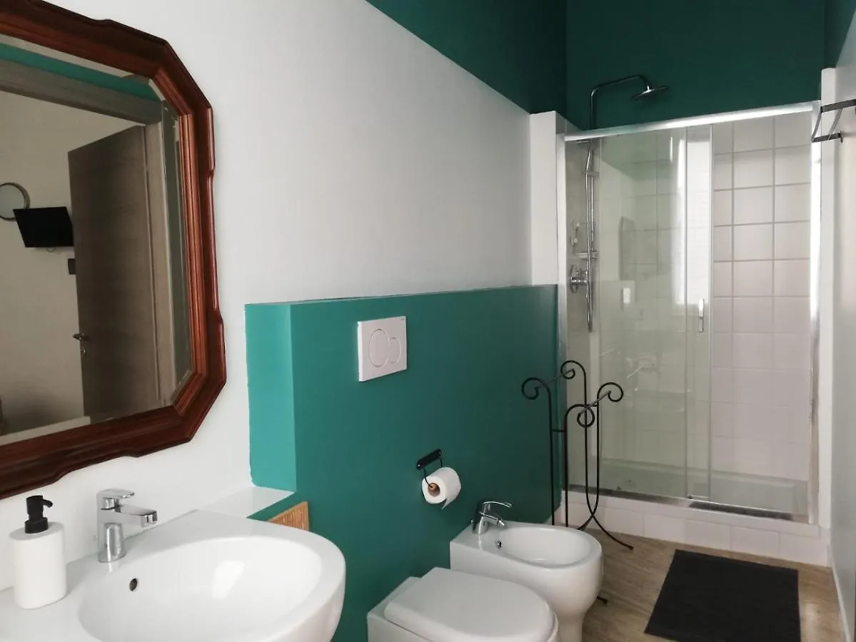 La Cordata Accommodation - Woodhouse Bike Hotel شْنيسيلّو بالسامو