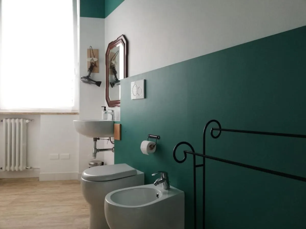 La Cordata Accommodation - Woodhouse Bike Hotel شْنيسيلّو بالسامو 2*,