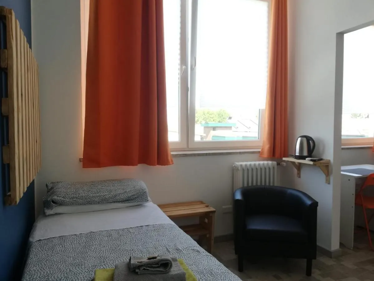 La Cordata Accommodation - Woodhouse Bike Hotel شْنيسيلّو بالسامو